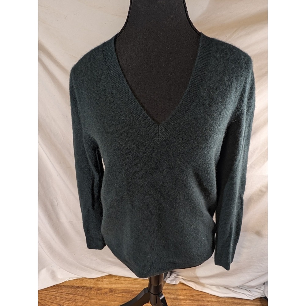 C by Bloomingdales Women's Sz S Hunter Green Cashmere V Neck Sweater
